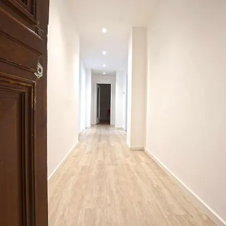 Trilocale Centralissimo In Locazione A סנרמו