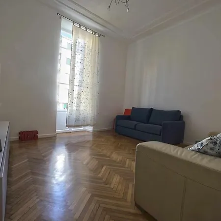 Trilocale Centralissimo In Locazione A סנרמו