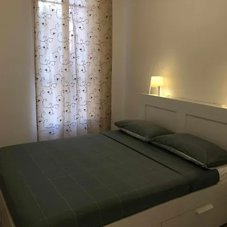 Trilocale Centralissimo In Locazione A
